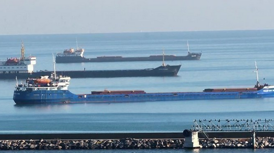 توقیف 14 کشتی نفتی یمن از سوی ائتلاف سعودی