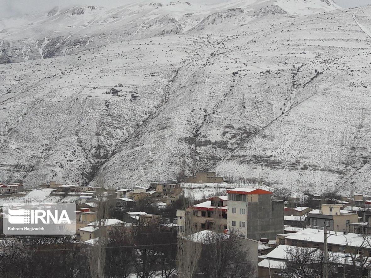 خبرنگاران نواحی شمالی استان سمنان سفیدپوش می شود خبرنگاران نواحی شمالی استان سمنان سفیدپوش می گردد