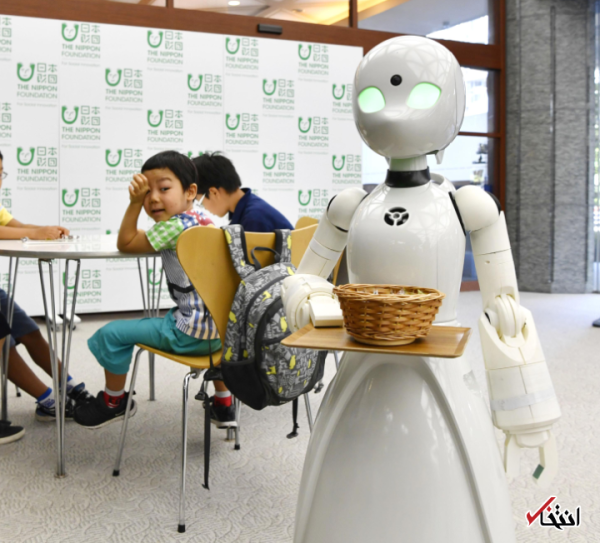 روبات کافه چی معرفی گردید ، حمایت از بیماران حرکتی و معلولان ، ارائه پیغام های صوتی و تصویری به کاربران